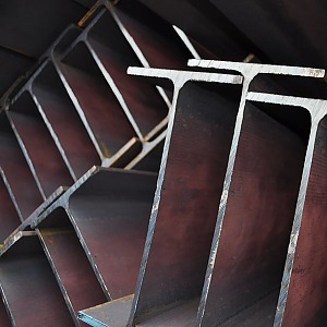 Балка двутавровая широкополочная C355 ГОСТ Р 57837-2017