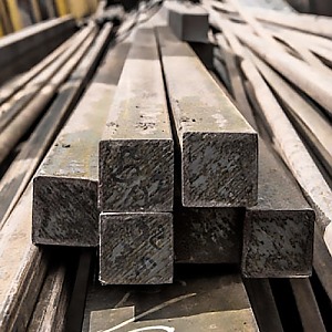 Квадрат стальной Р6М5Ф3-МП ГОСТ 28393-89