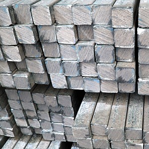 Квадрат стальной Р7М2Ф6-МП ГОСТ 28393-89