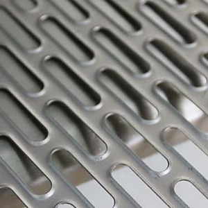 Лист стальной перфорированный Lgvl