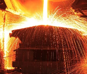 Китай увеличил экспорт стали в 2025 году на 7,5%