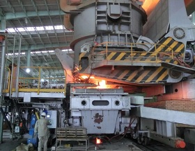 Китайская металлургия: производство стали снизилось на 4% за 11 месяцев 2025 года