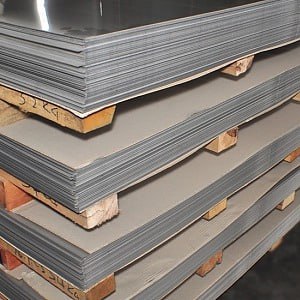 Динамика цен на листовой прокат в 2025 году: прогнозы и ключевые факторы