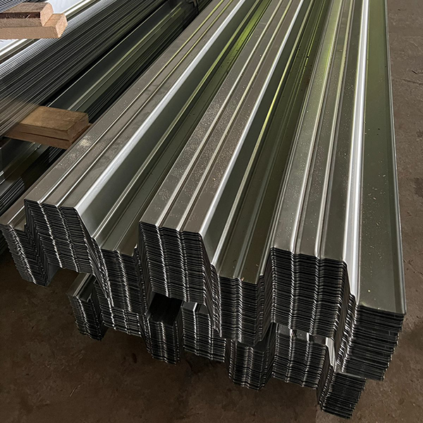 Профлист (профнастил) оцинкованный 08пс Н114 0,7х600 мм